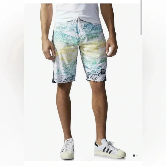 Adidas Scratch Grade Board Shorts swim‎ trunks men’s size 33 - Picture 1 of 8